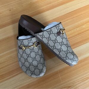 Gucci Women's Brown Slip-On Loafers